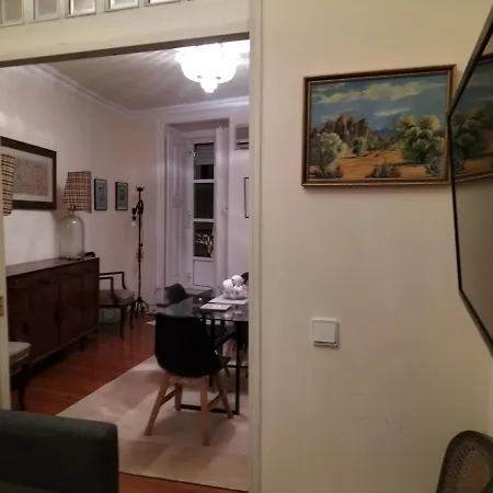 Vintage Happy Flat Near Avenida Da Liberdade