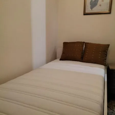 Vintage Happy Flat Near Avenida Da Liberdade * リスボン