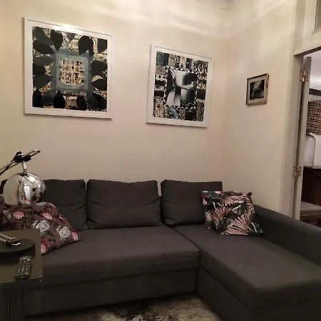 Vintage Happy Flat Near Avenida Da Liberdade アパート